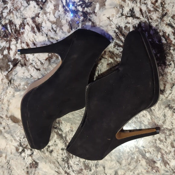 Apt 9 Women's Black Faux Suede Platform Heeled Shoes Sz 9 - Picture 2 of 5